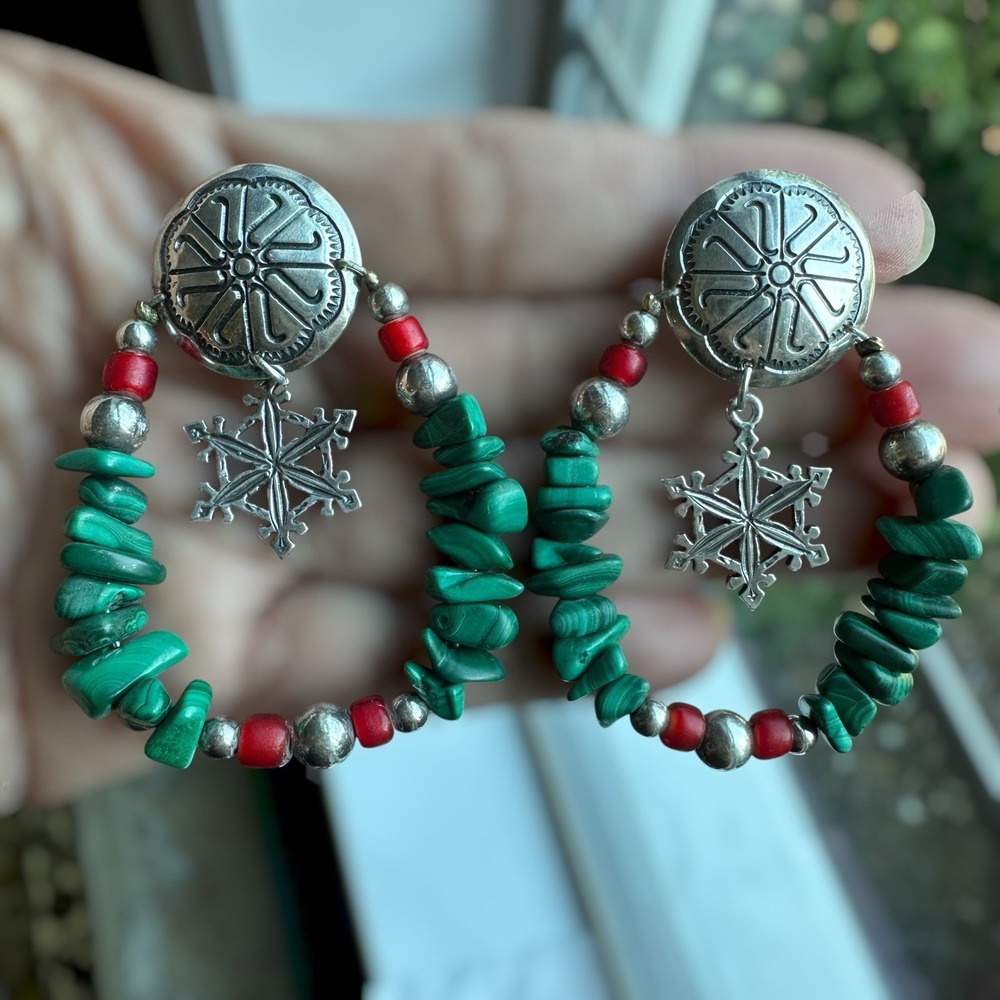 VTG Southwest Concho Earrings‎ 2.25 Inch Malachite Chip Beads 925 Sterling 23.0g
